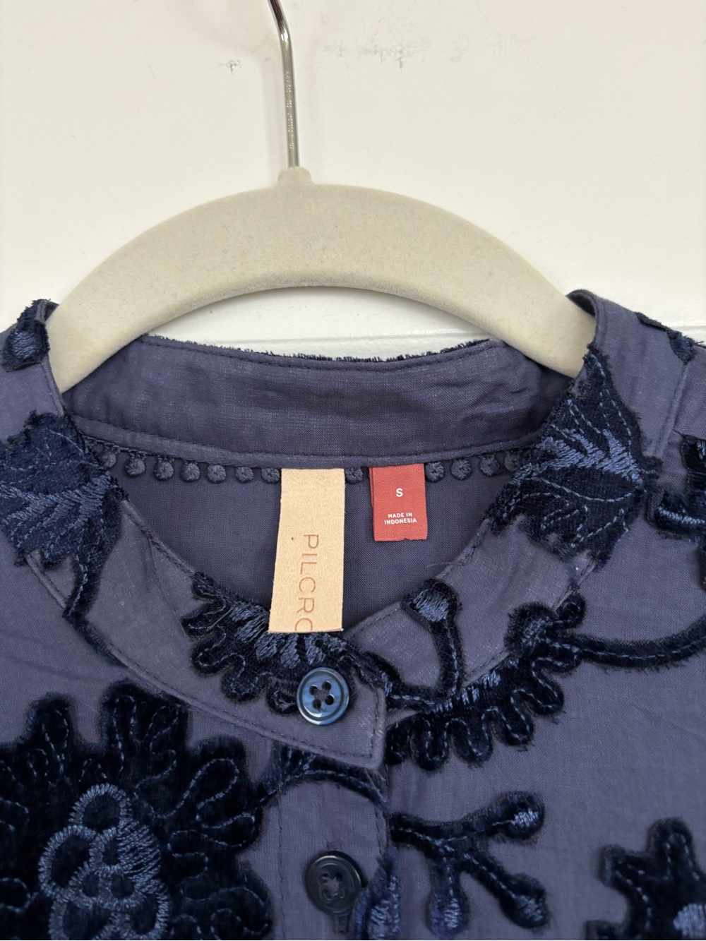 Anthropologie Pilcro Floral Velvet Burnout Button Front Top Size Small - Picture 3 of 7